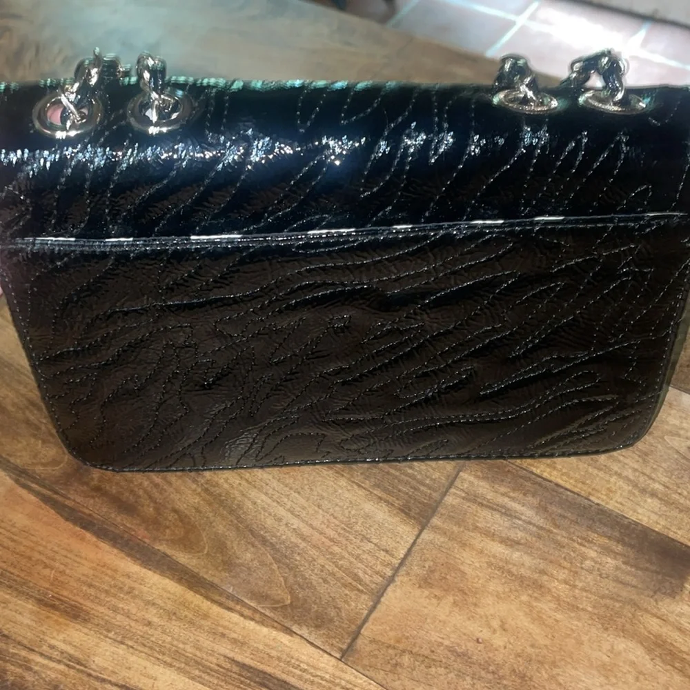 Anne Klein Quilted Patent Vegan Leather Chain Strap Versatile Shoulder Bag - Picture 5 of 9
